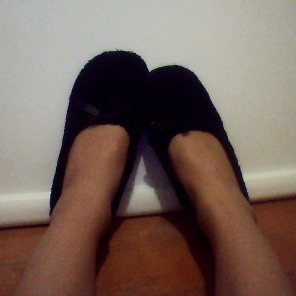 Black Fuzzy Slippers